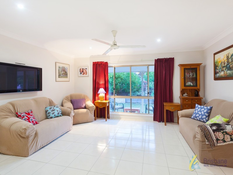 31 Jack Kerr Court, Mount Crosby QLD 4306