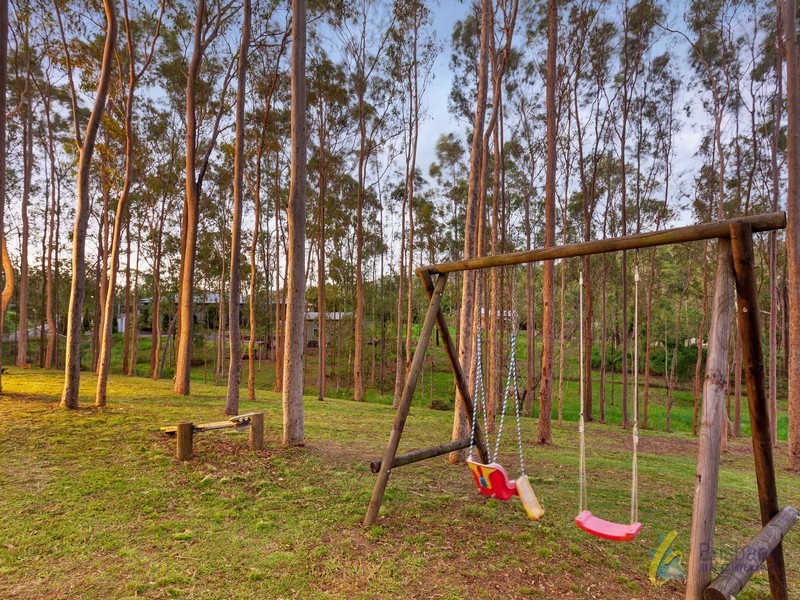 31 Jack Kerr Court, Mount Crosby QLD 4306