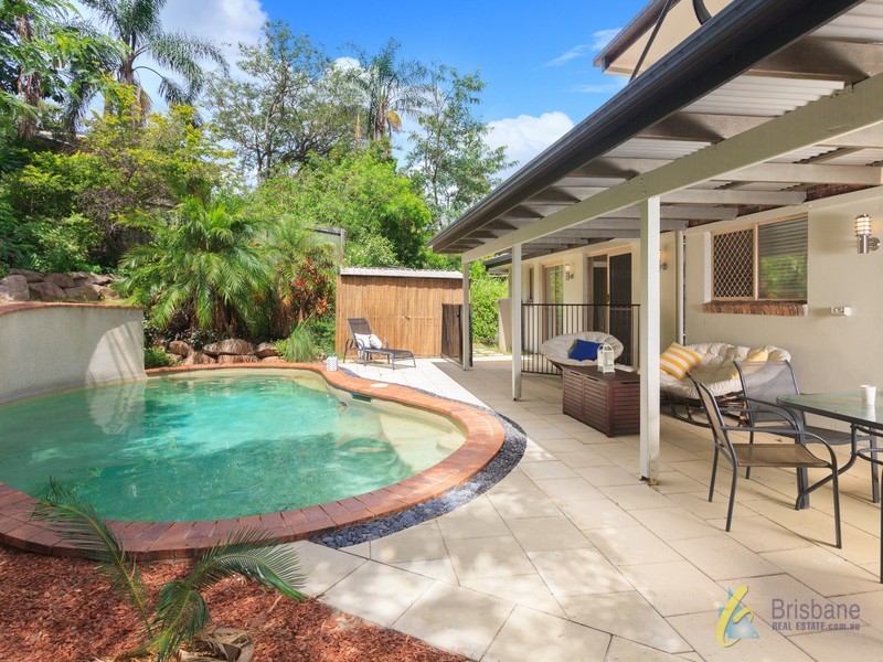 20 Coomb Street, Seventeen Mile Rocks QLD 4073