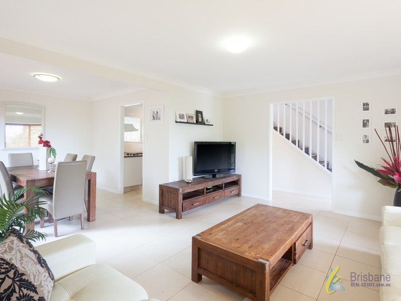 20 Coomb Street, Seventeen Mile Rocks QLD 4073