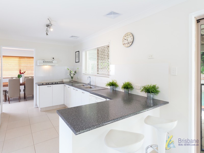 20 Coomb Street, Seventeen Mile Rocks QLD 4073