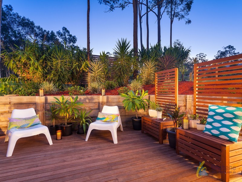 8 Emma Holt Court, Mount Crosby QLD 4306