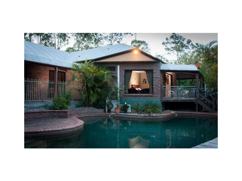 37 Eurambeen Close, Karana Downs QLD 4306