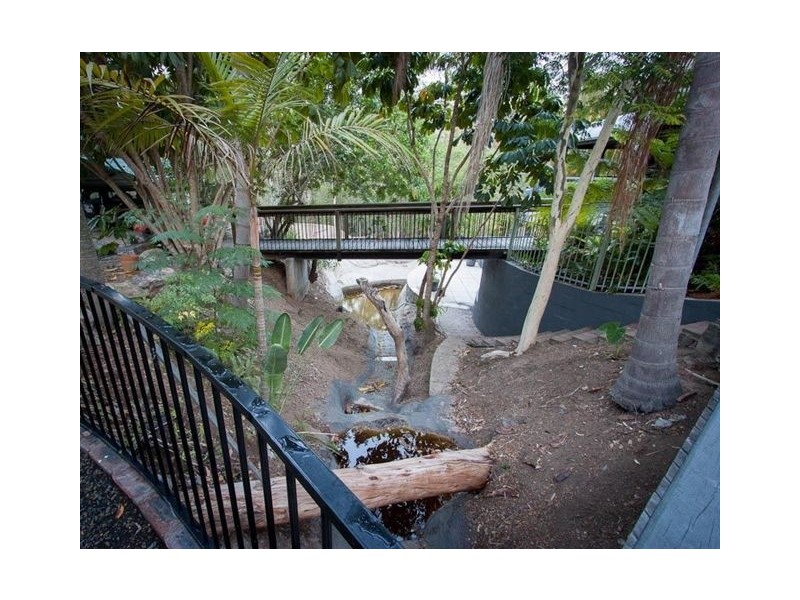 37 Eurambeen Close, Karana Downs QLD 4306
