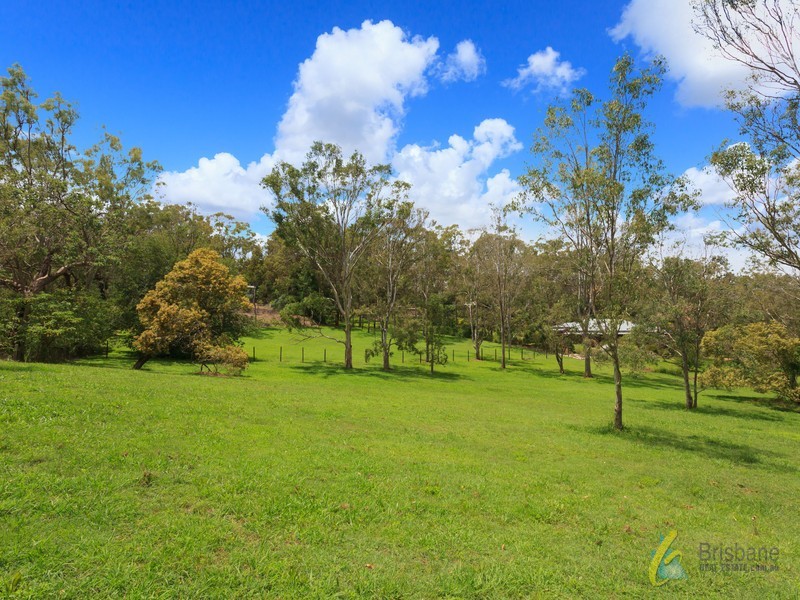 46 Rafting Ground Rd, Brookfield QLD 4069