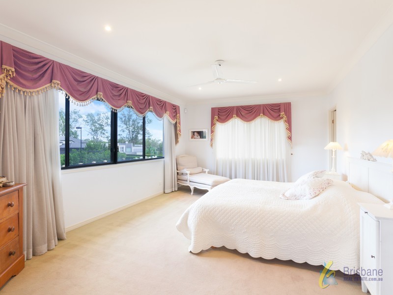 17 Riverview Place, Yeronga QLD 4104