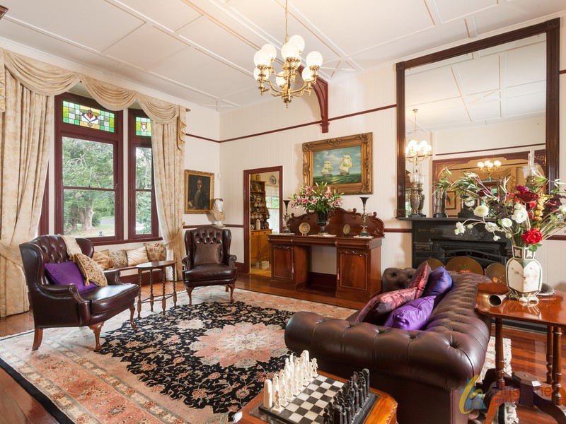 186 Dewar Tce, Corinda QLD 4075