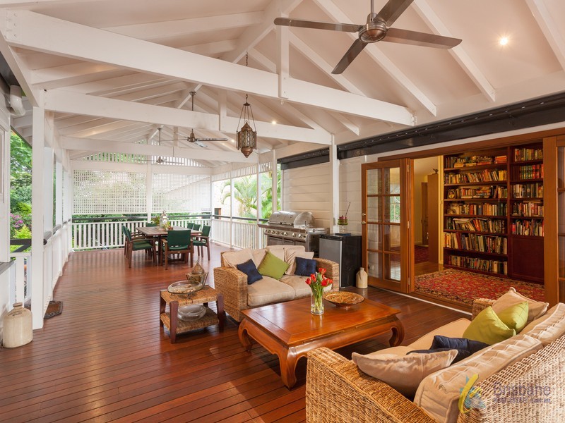 186 Dewar Tce, Corinda QLD 4075