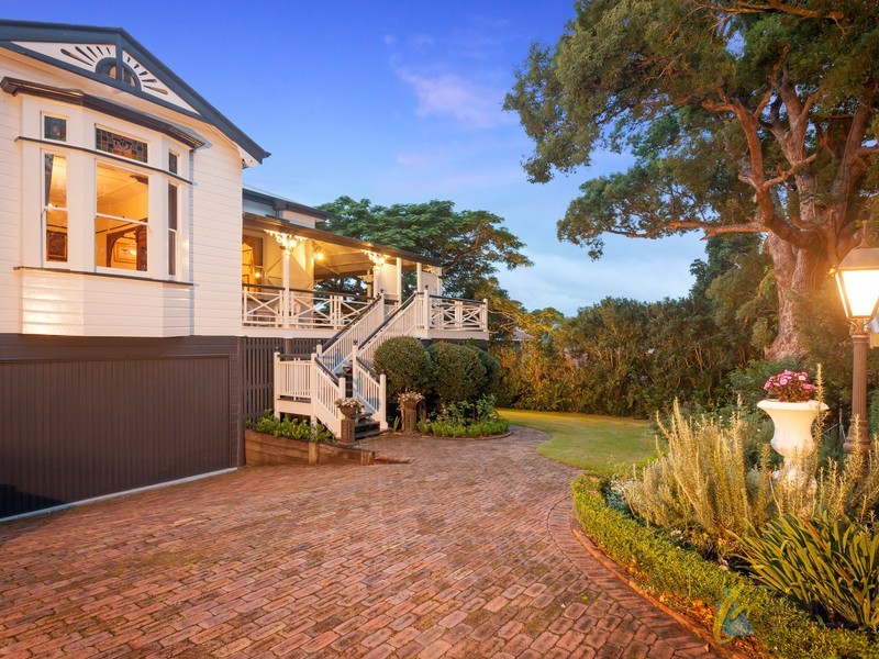 186 Dewar Tce, Corinda QLD 4075