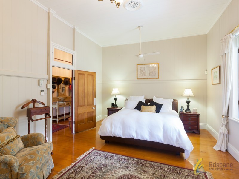 186 Dewar Tce, Corinda QLD 4075