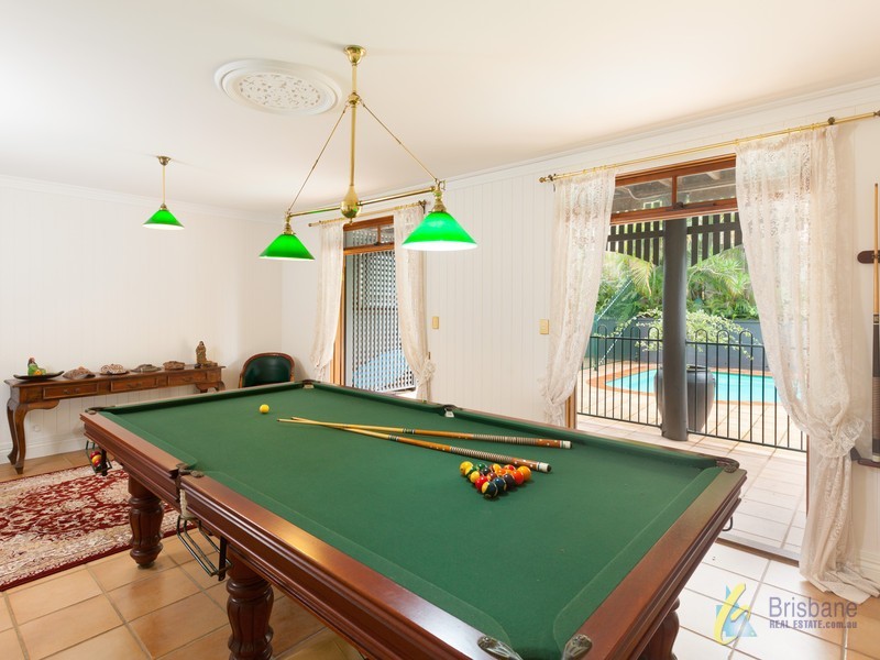 186 Dewar Tce, Corinda QLD 4075