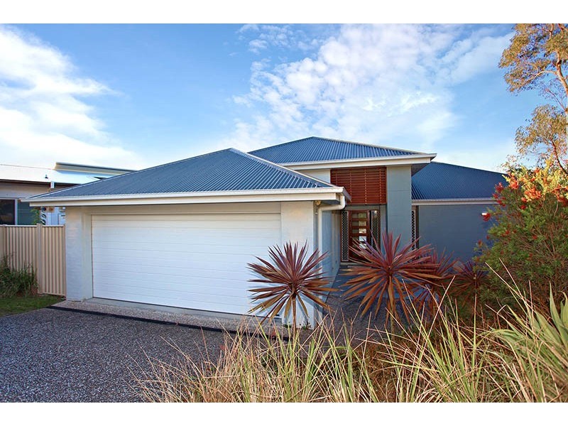 31 Goodenia Cres, Seventeen Mile Rocks QLD 4073