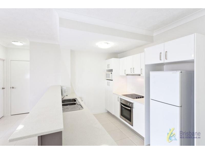 9/159 Clarence Road, Indooroopilly QLD 4068