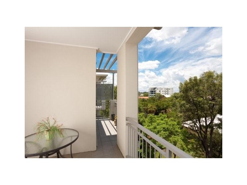 41/28 Belgrave Street, Indooroopilly QLD 4068