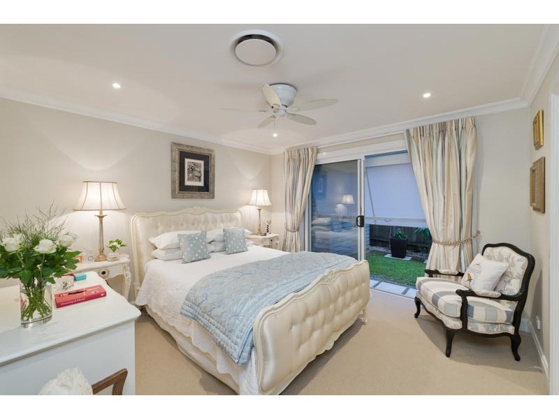 6 Donatello Street, Fig Tree Pocket QLD 4069