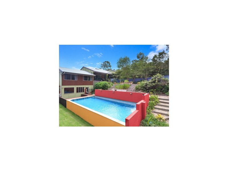 15 Lucas Place, Pullenvale QLD 4069