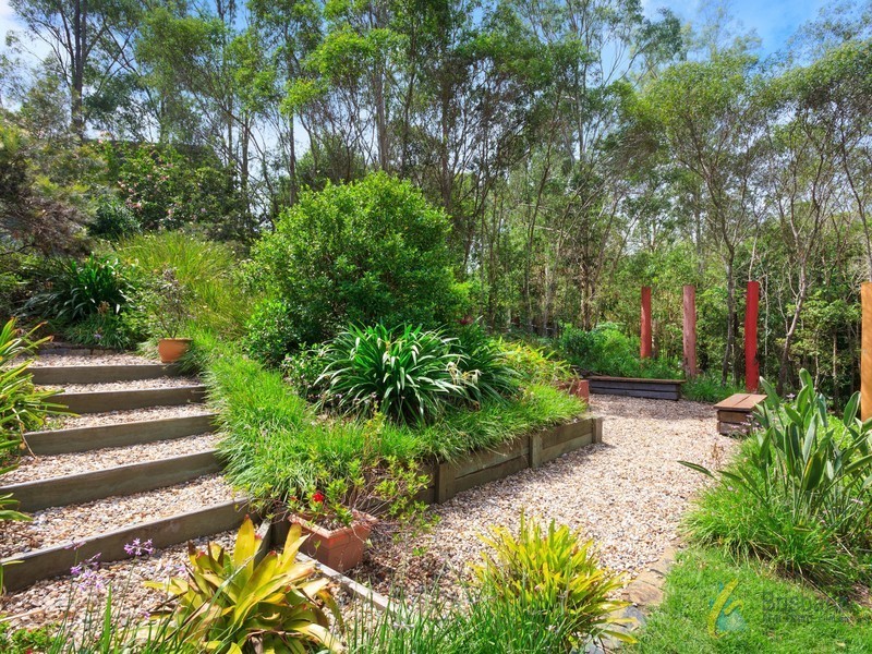 15 Lucas Place, Pullenvale QLD 4069