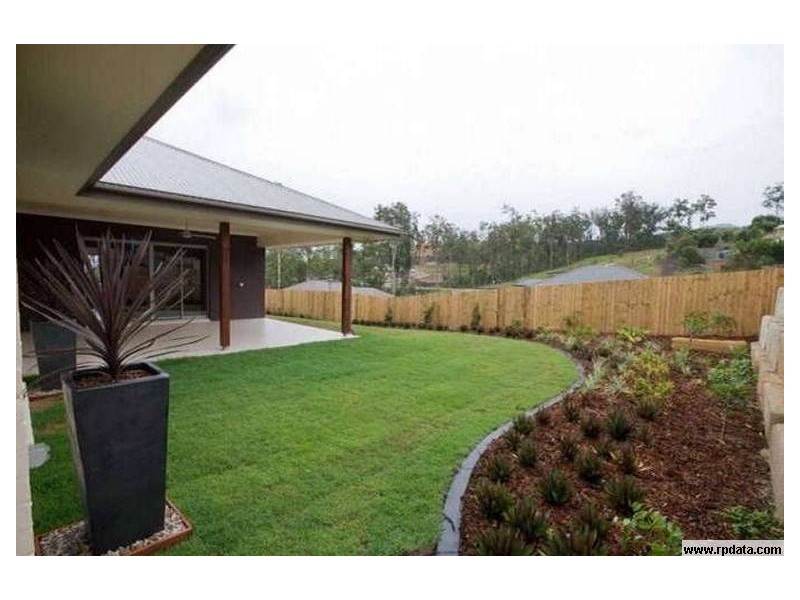 7 Corymbia Crescent, Anstead QLD 4070