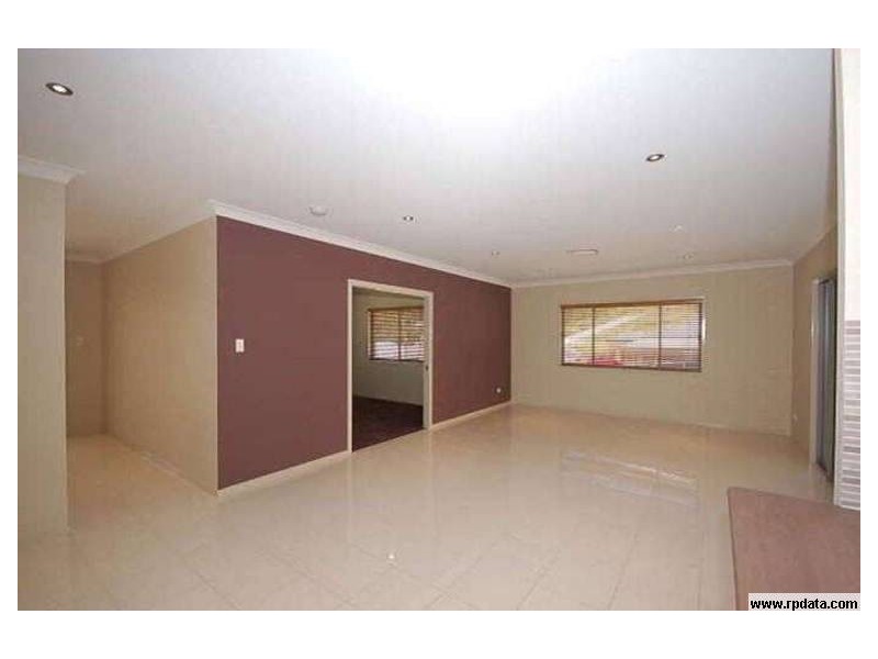 7 Corymbia Crescent, Anstead QLD 4070