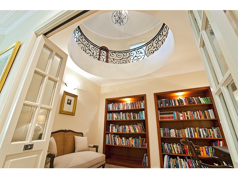 211 Westlake Drive, Westlake QLD 4074