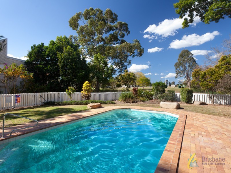 1/95 Strickland Tce, Graceville QLD 4075