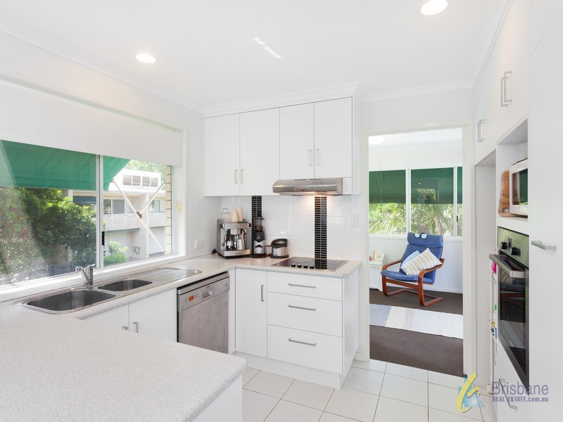 1/95 Strickland Tce, Graceville QLD 4075