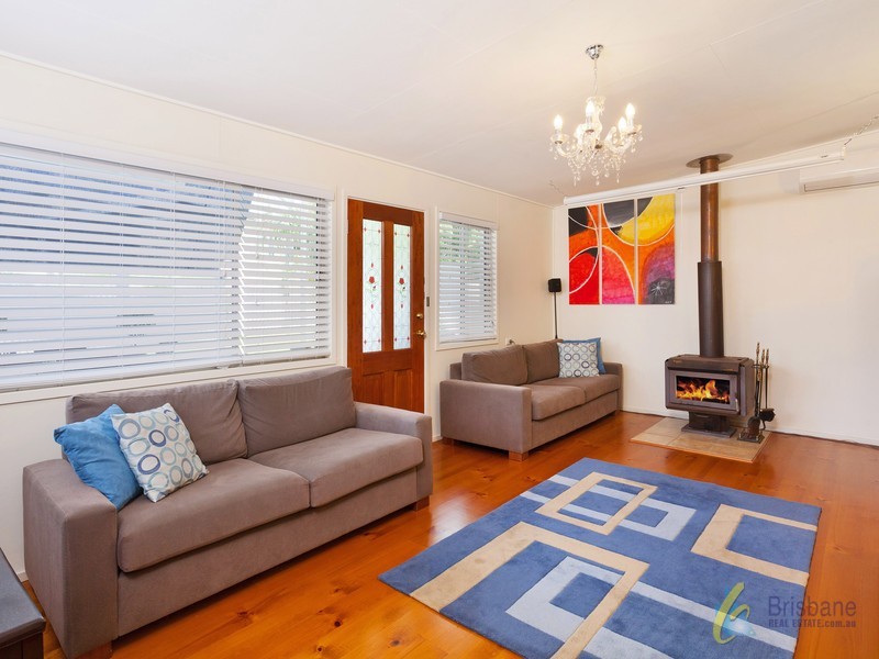 30 Randolph St, Graceville QLD 4075