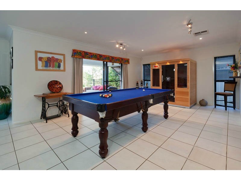 6 Brinley Place, Sinnamon Park QLD 4073