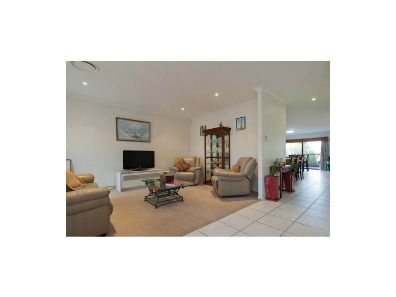 6 Brinley Place, Sinnamon Park QLD 4073