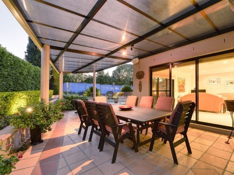 20 Brompton Place, Brookfield QLD 4069