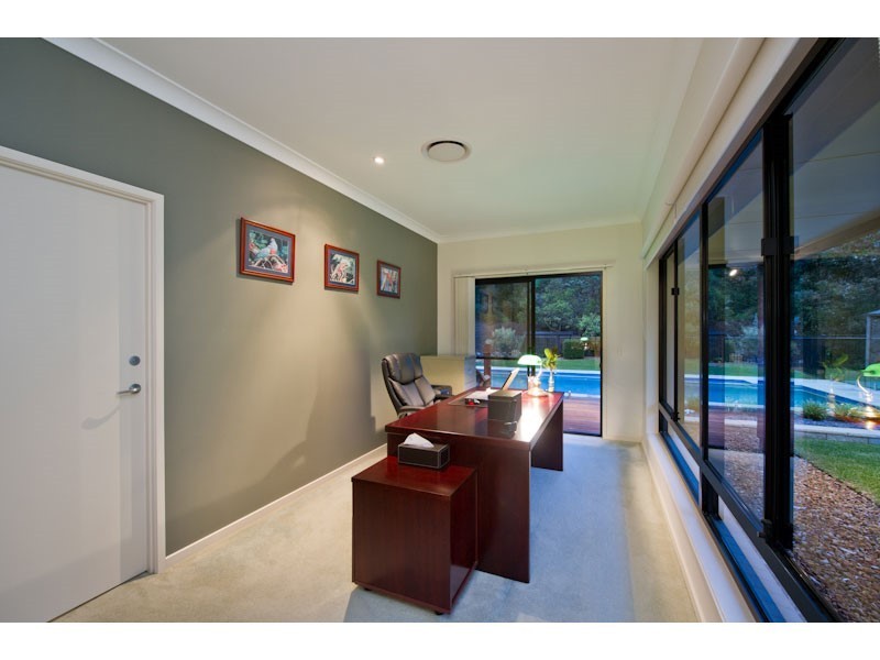 1 Millbrook Drive, Pullenvale QLD 4069