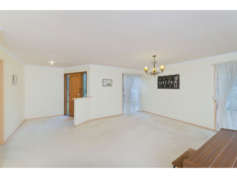 20 Mirbelia Street, Kenmore Hills QLD 4069