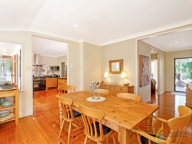 109 Pinjarra Road, Pinjarra Hills QLD 4069