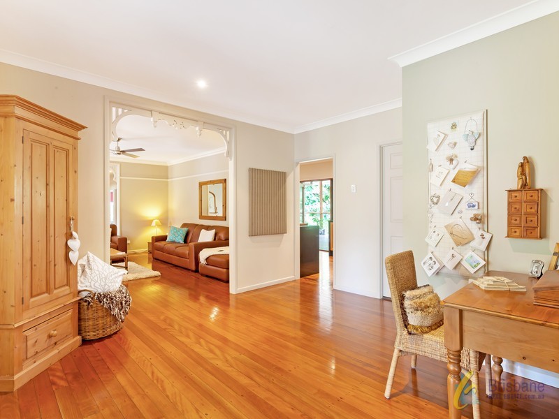 109 Pinjarra Road, Pinjarra Hills QLD 4069