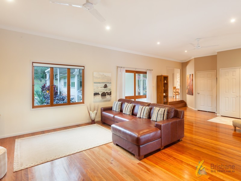 109 Pinjarra Road, Pinjarra Hills QLD 4069