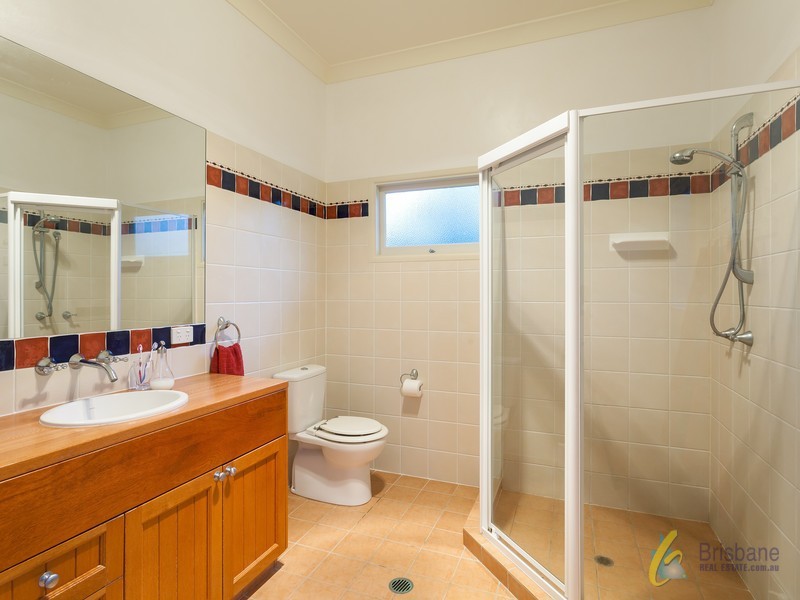 109 Pinjarra Road, Pinjarra Hills QLD 4069