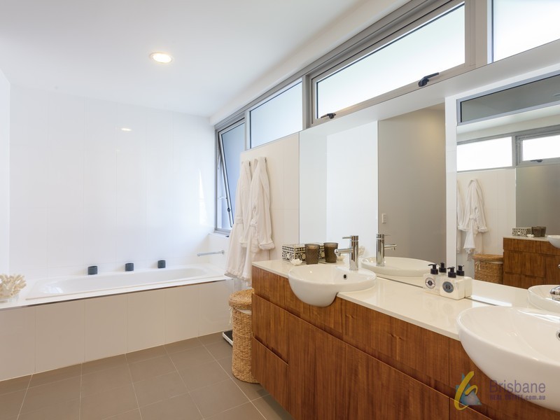 16W/28 Cordelia st, South Brisbane QLD 4101