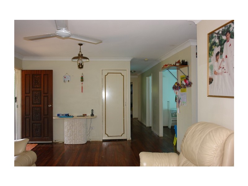 5 Logan Reserve Rd, Waterford West QLD 4133
