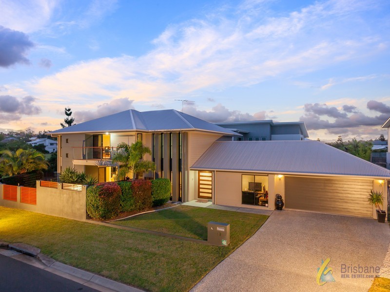 61 Sinnamon Road, Sinnamon Park QLD 4073