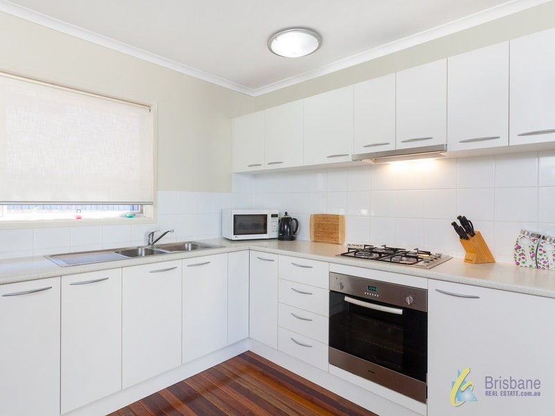 2/57 Wickham St, Morningside QLD 4170