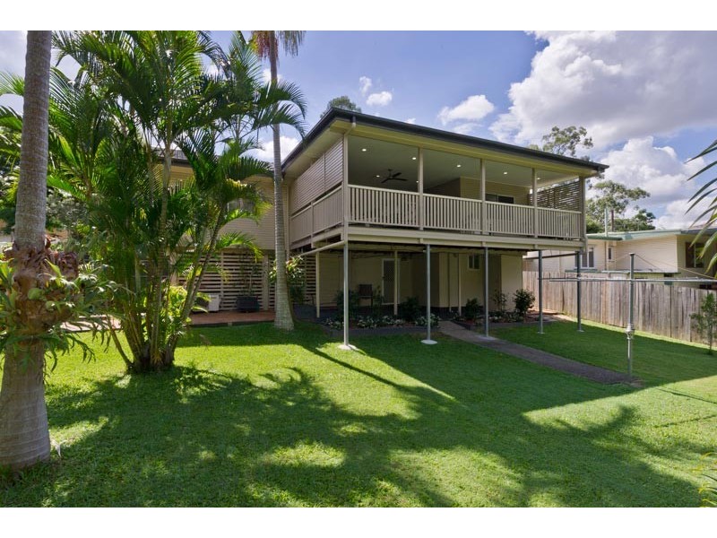 53 Aberfoyle Street, Kenmore QLD 4069