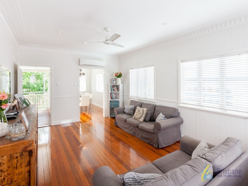 81 Sandon St, Graceville QLD 4075