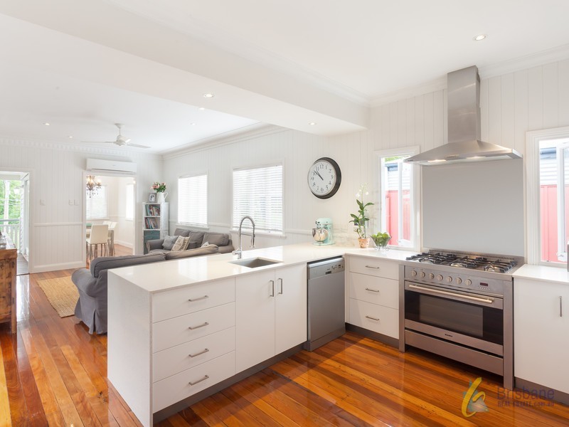 81 Sandon St, Graceville QLD 4075