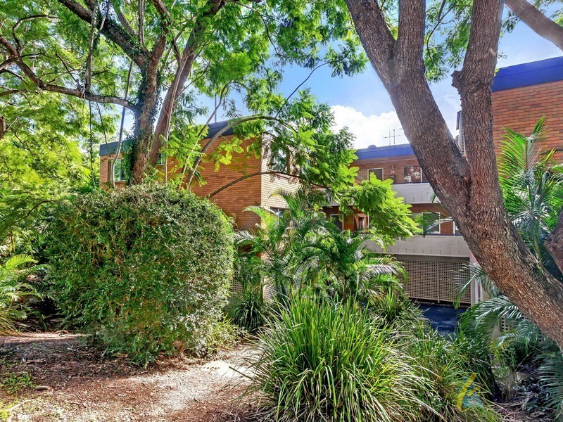 10/104 Gailey Rd, St Lucia QLD 4067