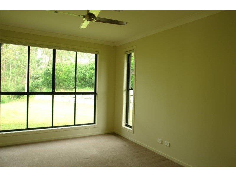 40 Emma Holt Court, Mount Crosby QLD 4306