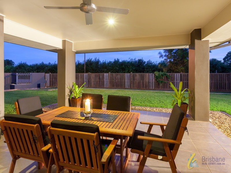 4 Paperbark Circuit, Moggill QLD 4070