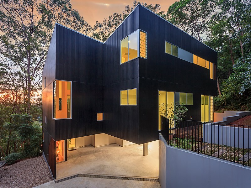 221 Dewar Terrace, Corinda QLD 4075