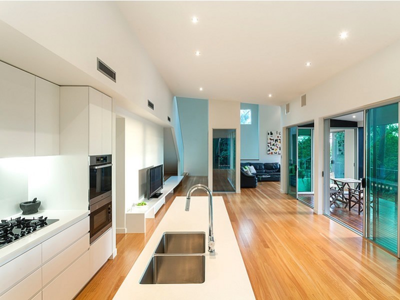 221 Dewar Terrace, Corinda QLD 4075