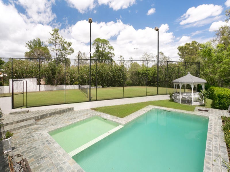 7 Bruan Close, Middle Park QLD 4074