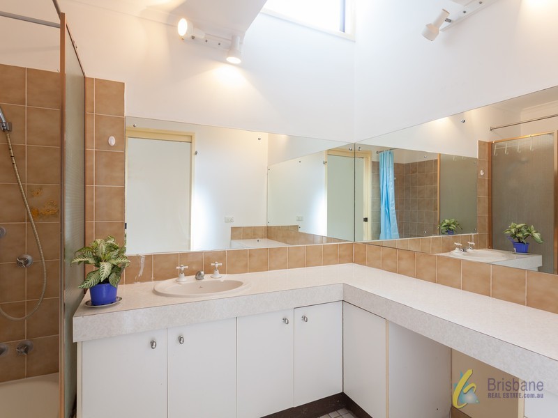 640 Fig Tree Pocket Road, Fig Tree Pocket QLD 4069